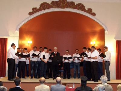 17 ''Περί των Χειρονομιών της Ψαλτικής''. Βυζαντινός χορός της Φιλαρμονικής Εταιρίας Ωδείο Πατρών (16-05-1012)