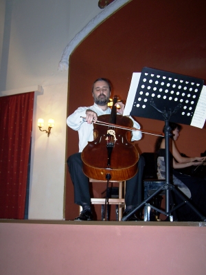 28 Piano Trio. Νικόλας Καβάκος - βιολοντσέλλο (23-05-2012)