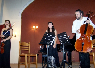 36 Piano Trio. Ιωάννα Γαϊτάνη - βιολί, Νικόλας Καβάκος - βιολοντσέλλο, Ai Motohashi - πιάνο (23-05-2012)