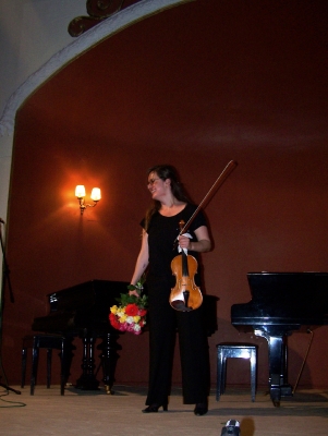 47 Violin+3. Τάνια Σικελιανού - βιολί (28-05-2012)
